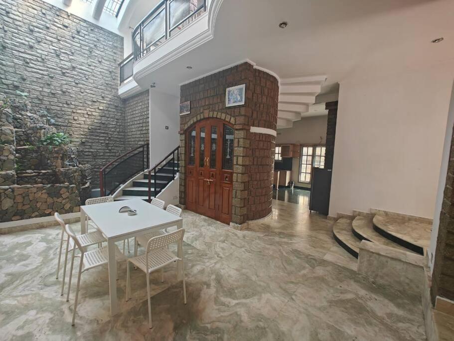 Waterfall Villa - 4Bhk Mysore Eksteriør billede